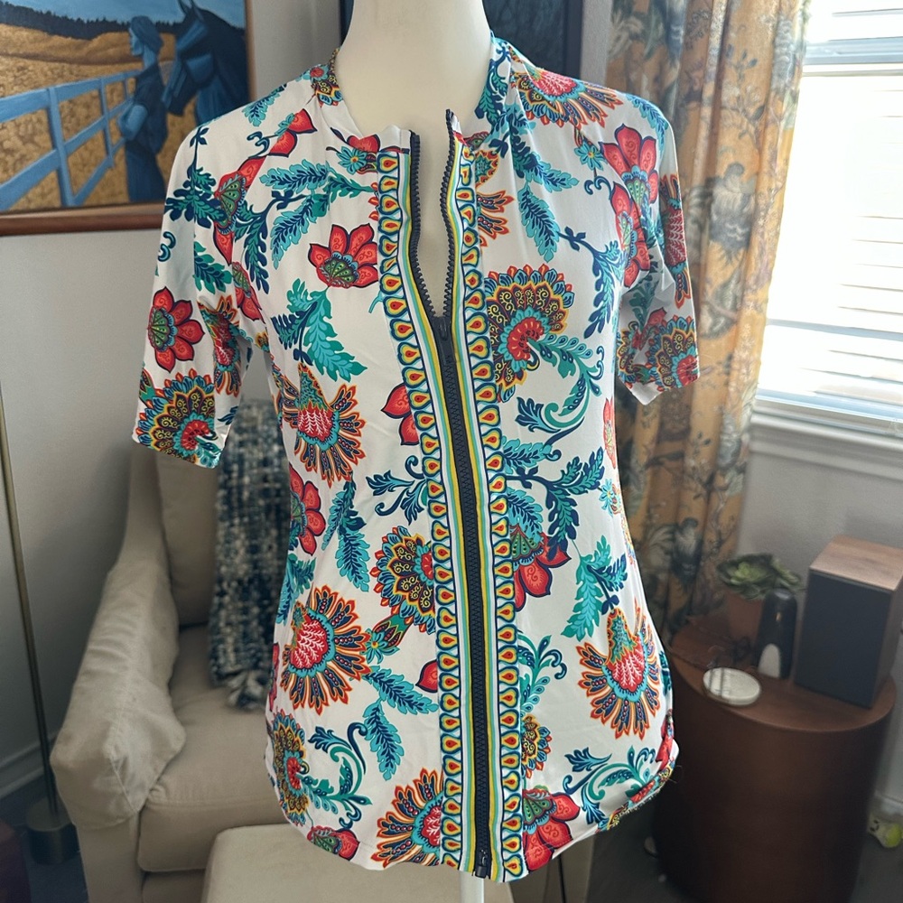 Tommy Bahama S/S Full Zip Floral Rashguard Size Large, NWT